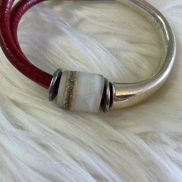 Colorful Genuine Leather bands joined with sterling silver and glass bead . - Picture 4 of 5